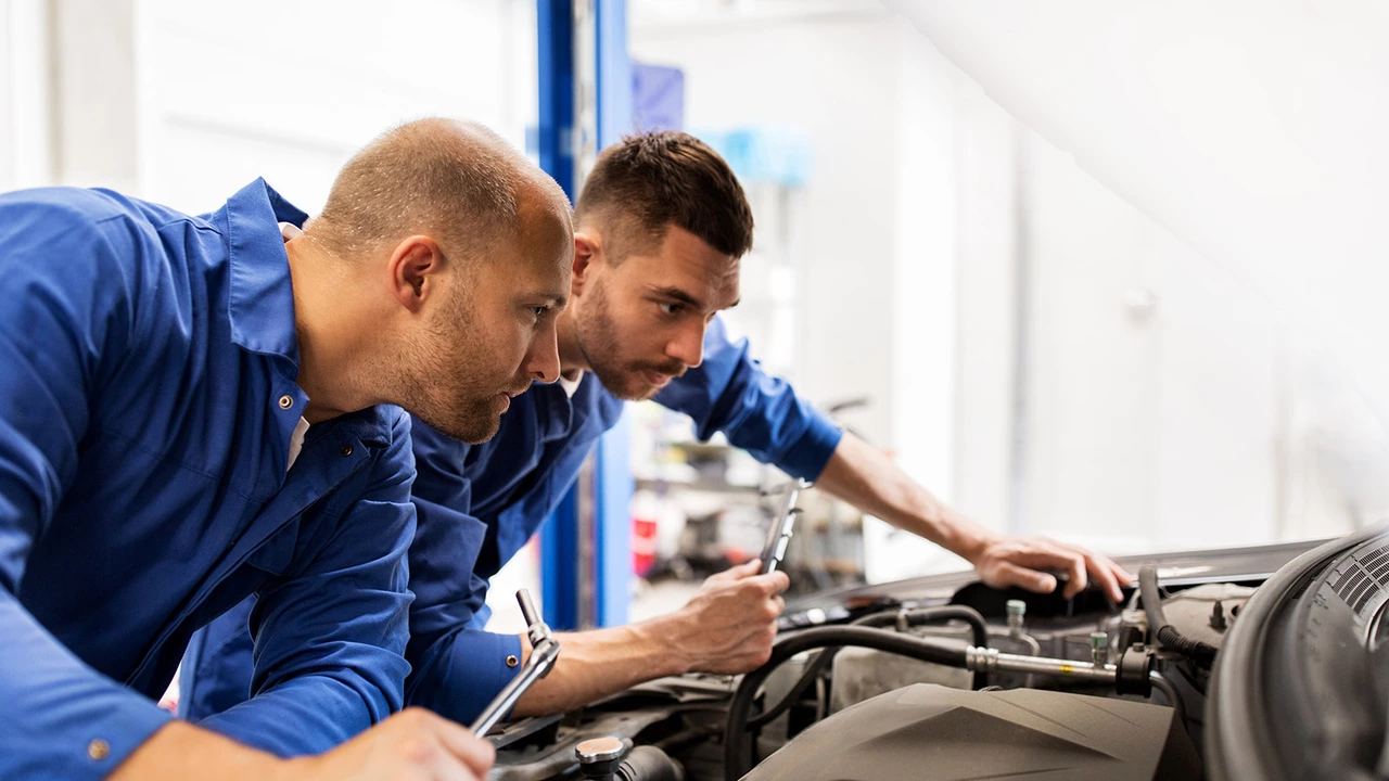 What is the best automotive repair college in the USA?